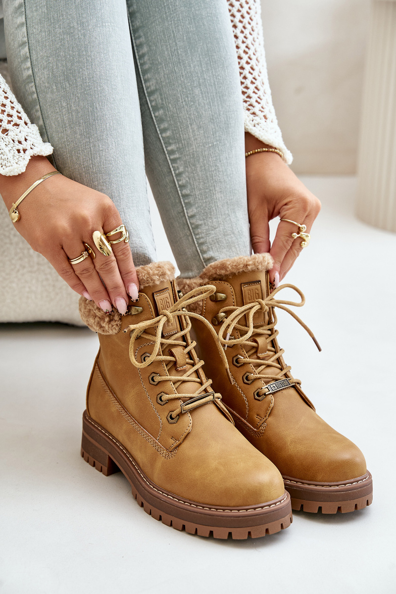 Insulated Trappers Women's Big Star Camel