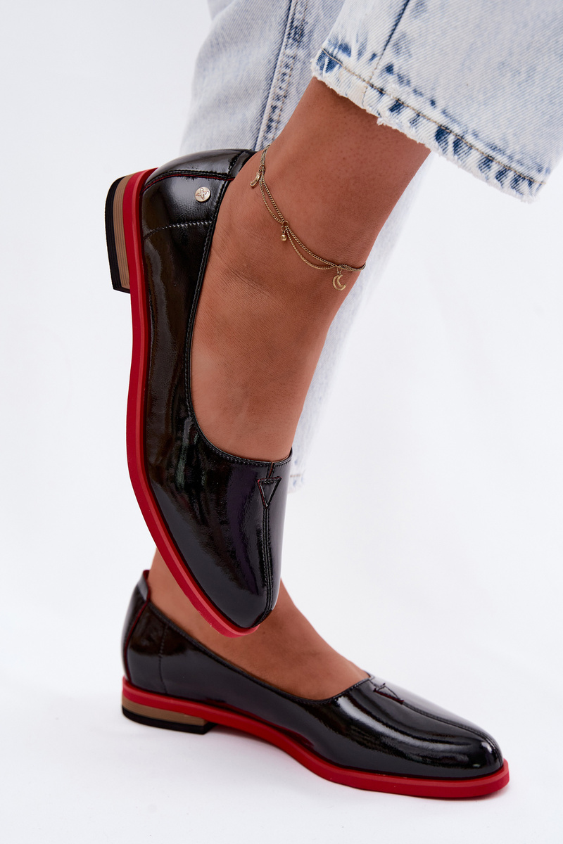 Balerini din piele lăcuită Maciejka