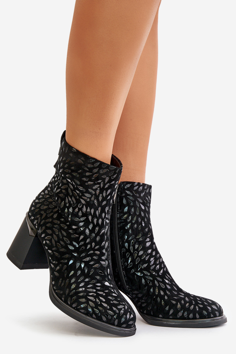 Suede ankle boots on a heel with decorative embossing D&A black