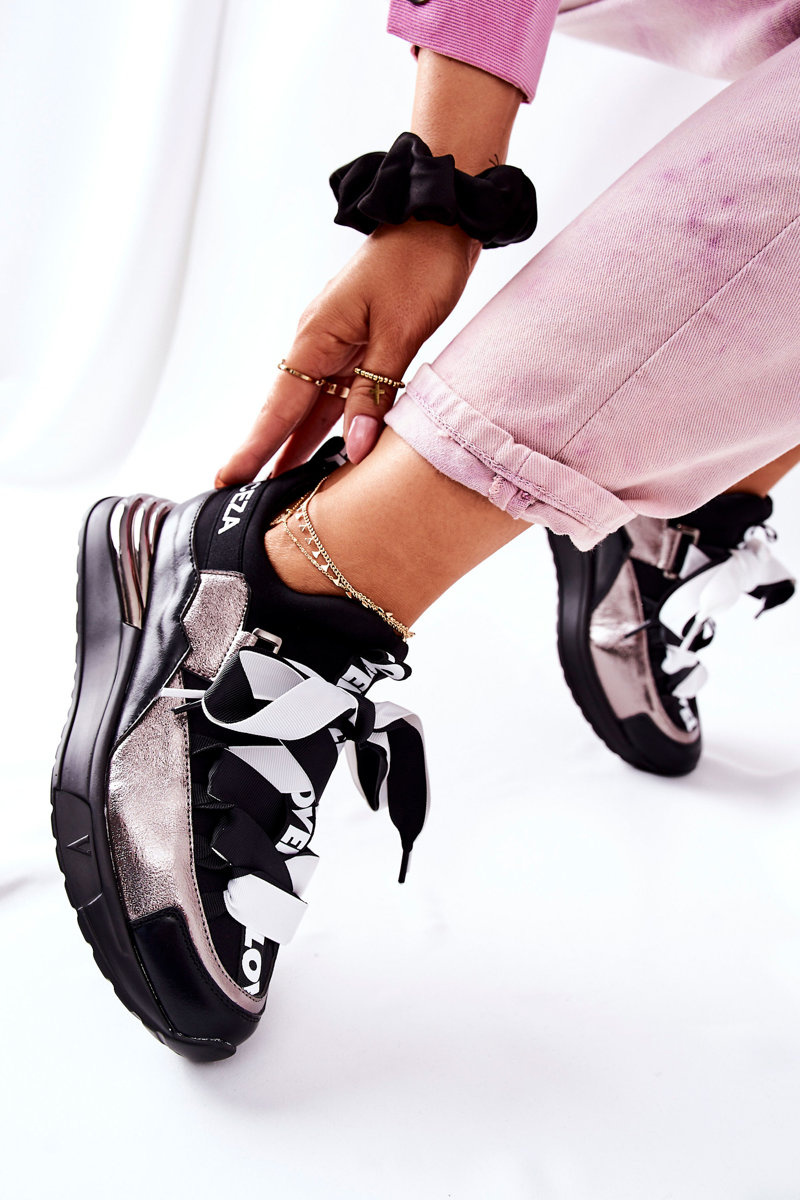 Adidasi dama Kesi Dexla