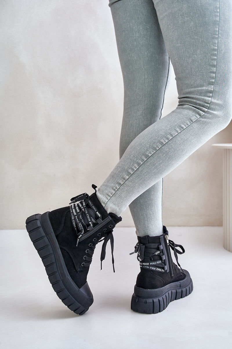 Women's platform ankle boots with decorative lacing black edidda