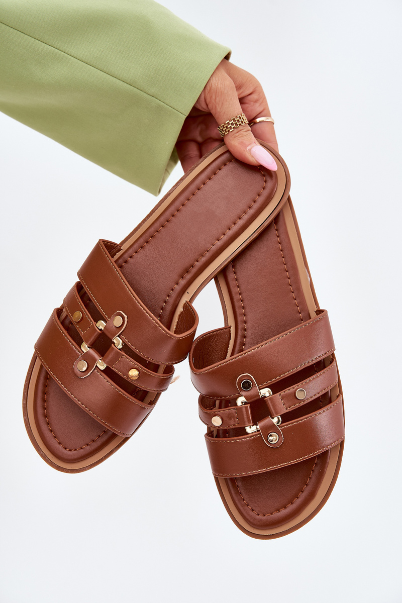 Boto Ploské Dámske Sandále So Zlatým Detailom Camel Noroti