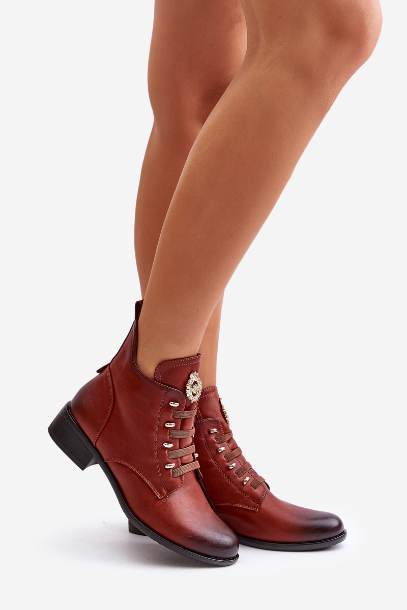 Low ankle boots insulated with a zipper and brown decoration Nevalia