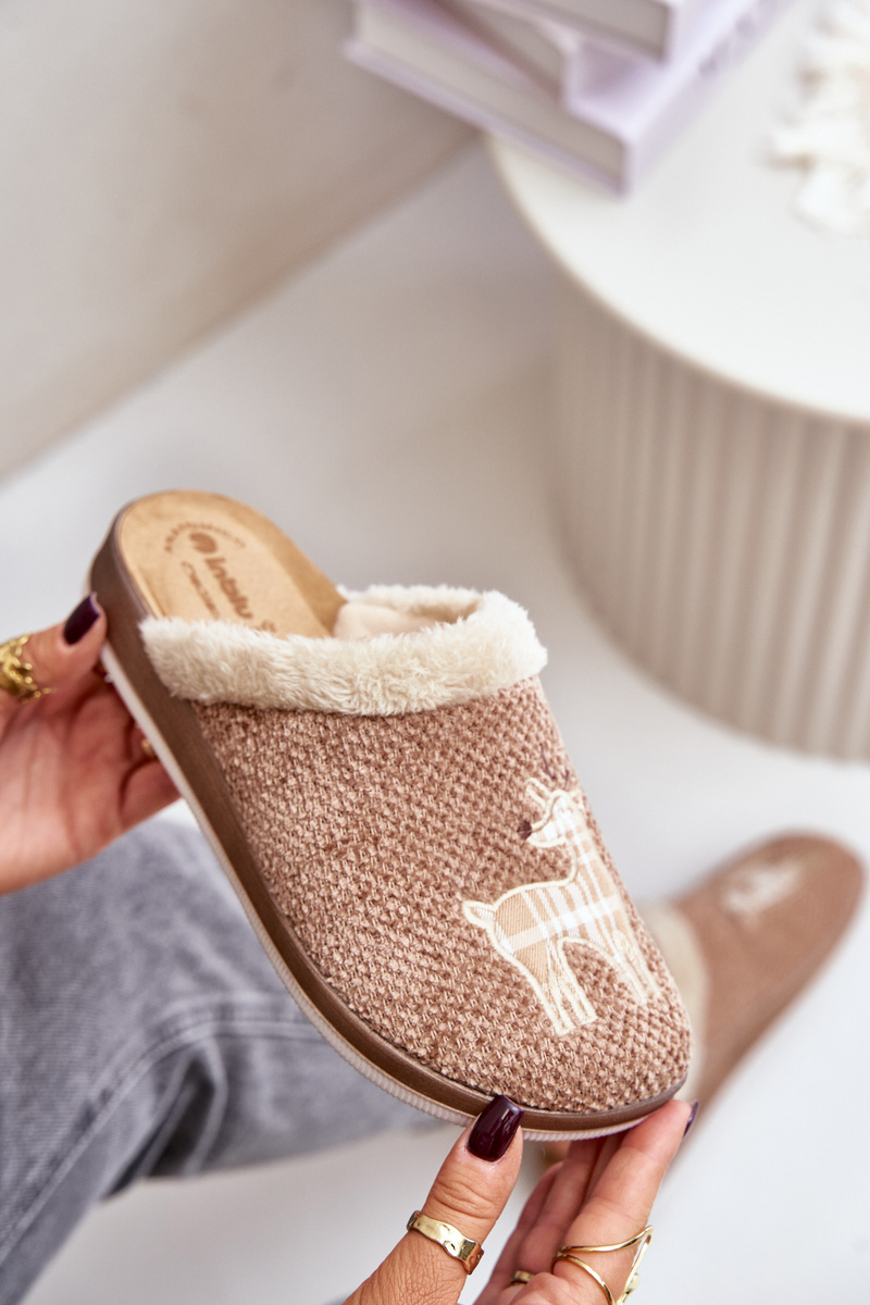 Women&#039;s Slippers With Reindeer And Fur Inblu CT000034 Beige