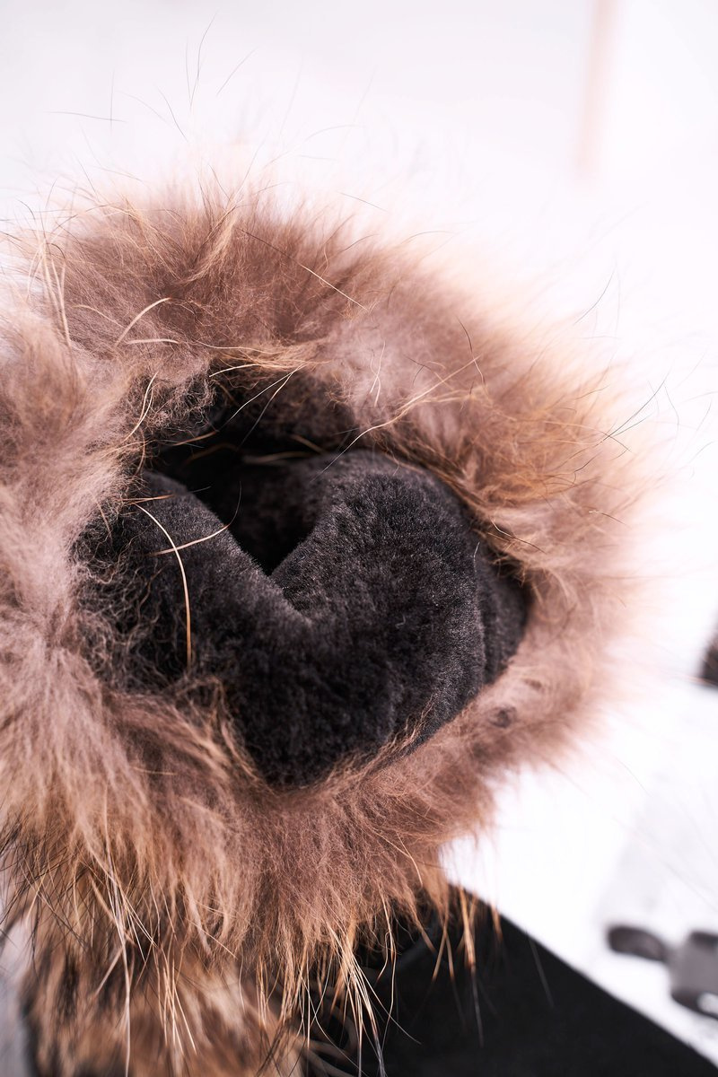 Cizme dama, Kesi Balvin