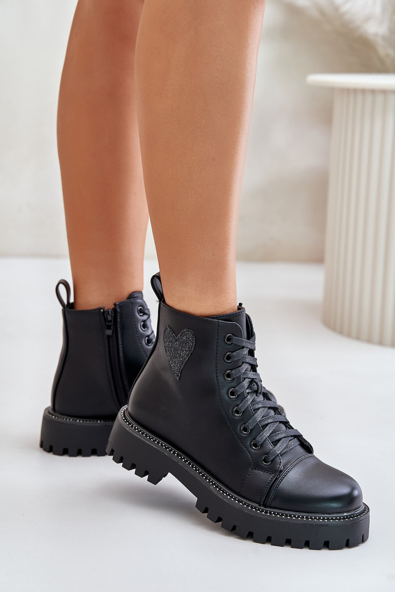 Women's zip-up ankle boots with a decorative heart black Obeena