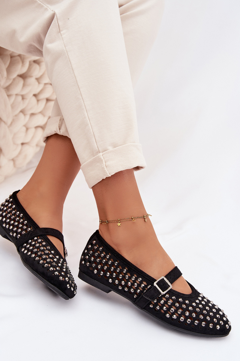 Dámske balerínky s kamienkami a remienkom
