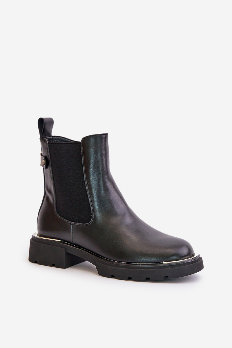 GOE leather ankle boots with zip GOE black