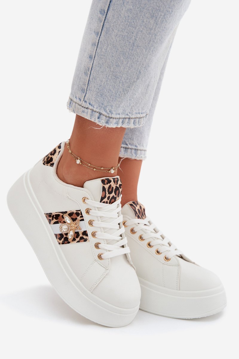 Dámske sneakersy na platforme s ozdobou
