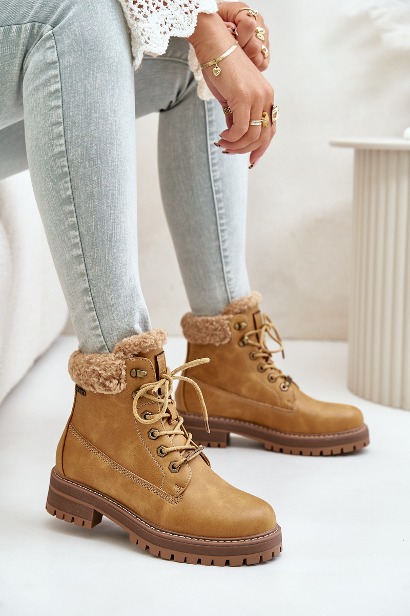 Insulated Trappers Women's Big Star Camel