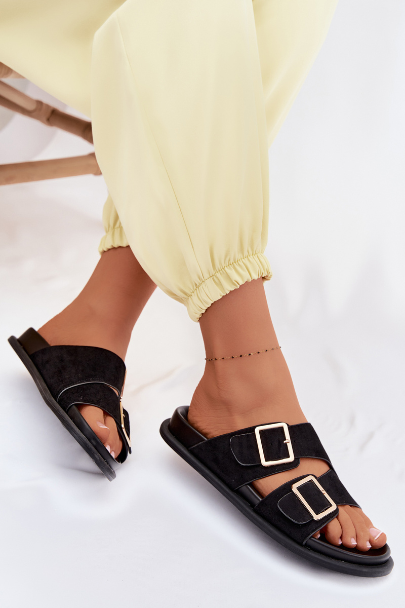 Boto: pentru femei produs cu design rafinat