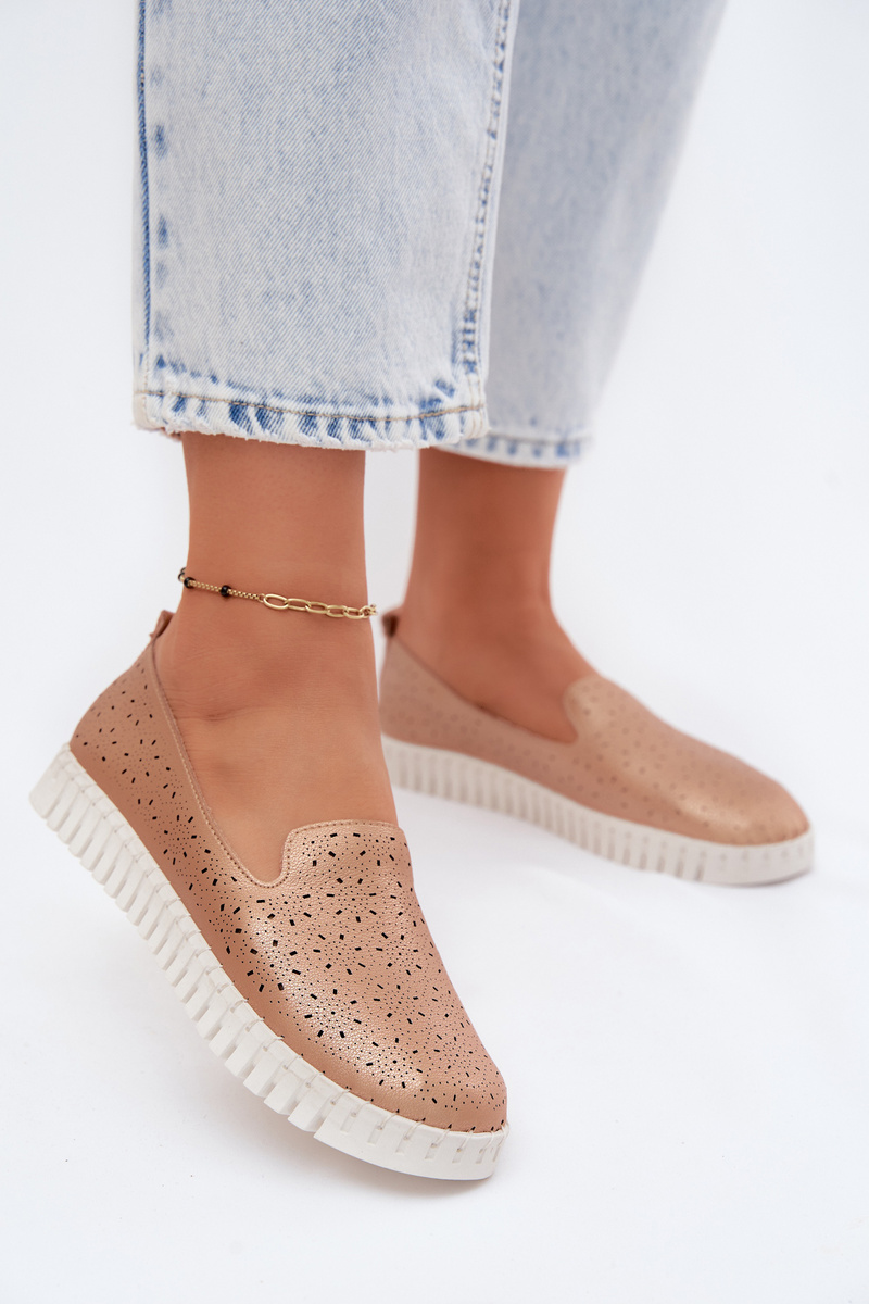 Dámska perforovaná slip-on obuv Champagne