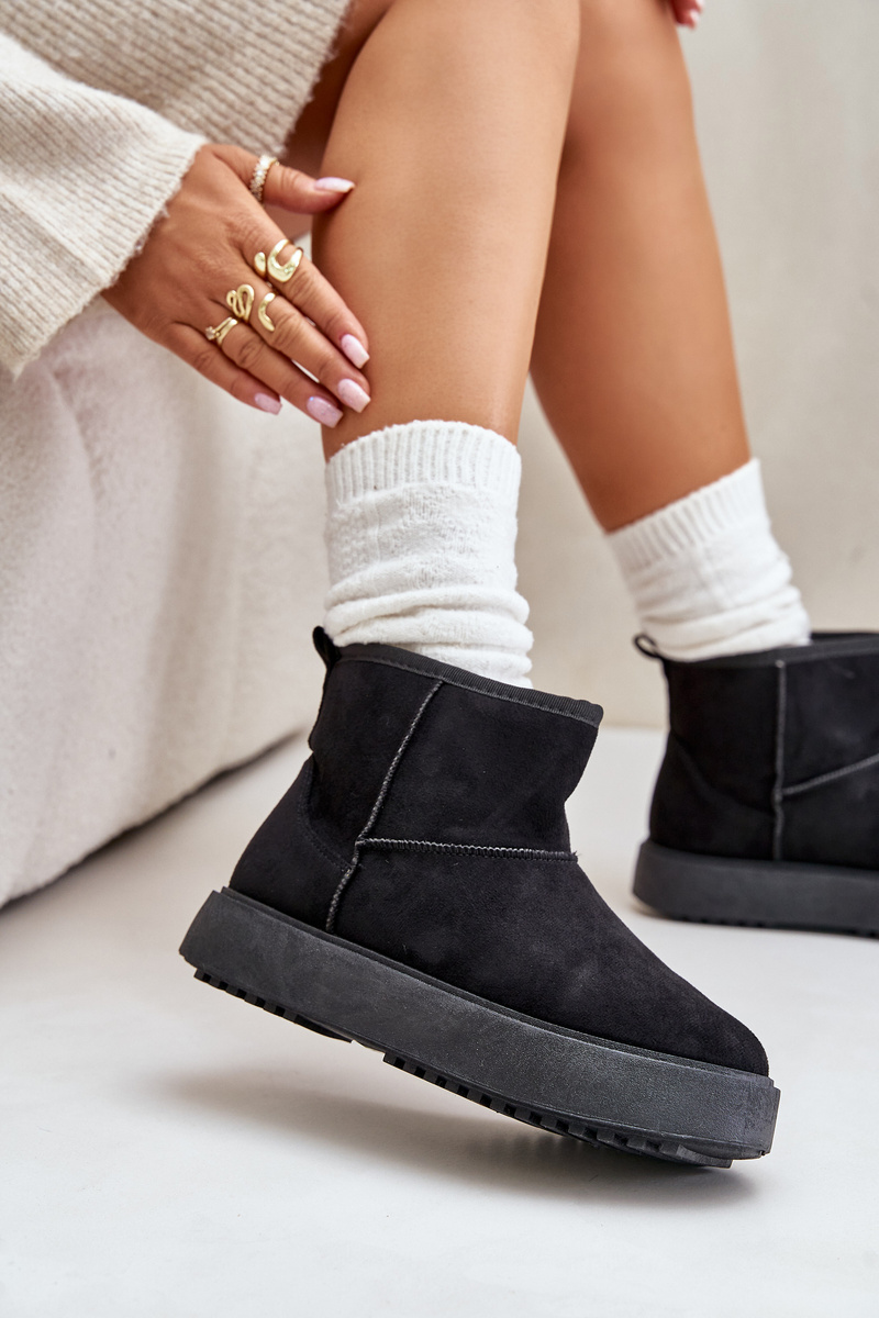 Women's platform snow boots made of eco suede black Atteria