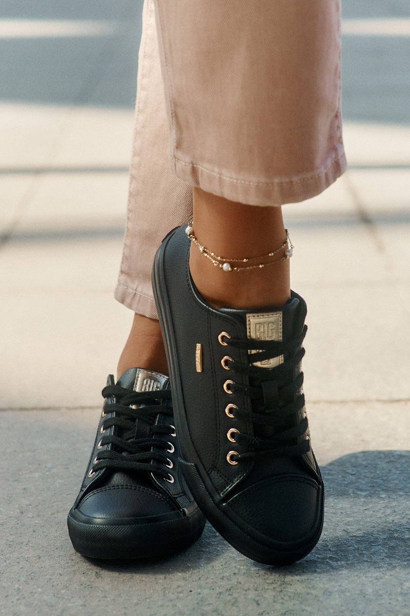 BIG STAR SHOES