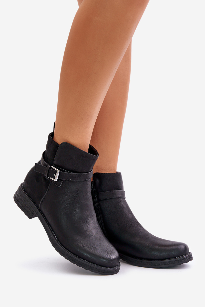 Insulated ankle boots with flat heel with strap black Sabamessa