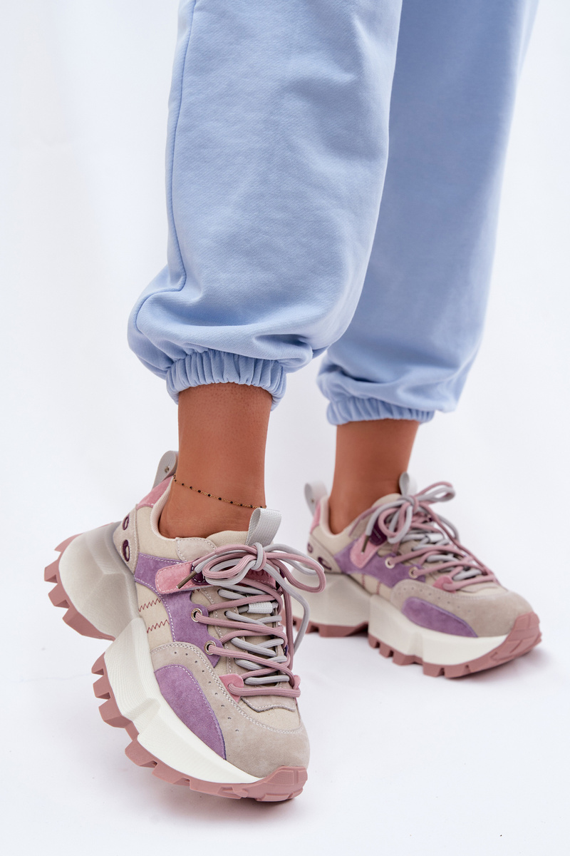 Дамски велурени маратонки GOE