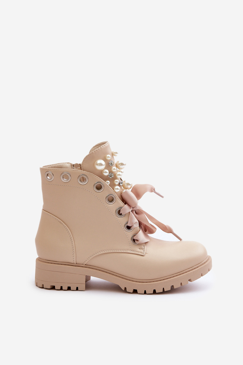 Beige shoes with pearls, rhinestones and Nudago ribbon