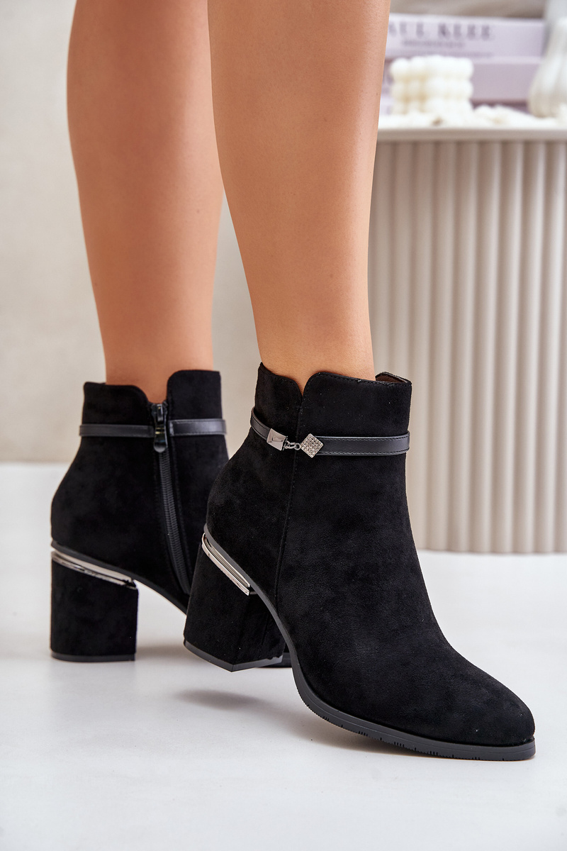 Insulated women's ankle boots with heel with decorative strap Vinceza black