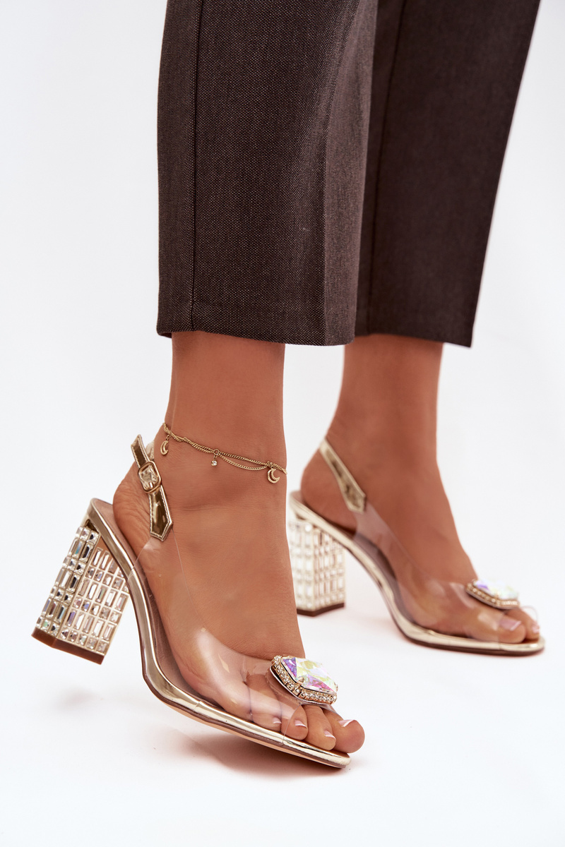 Прозрачни сандали на висок ток с кристали