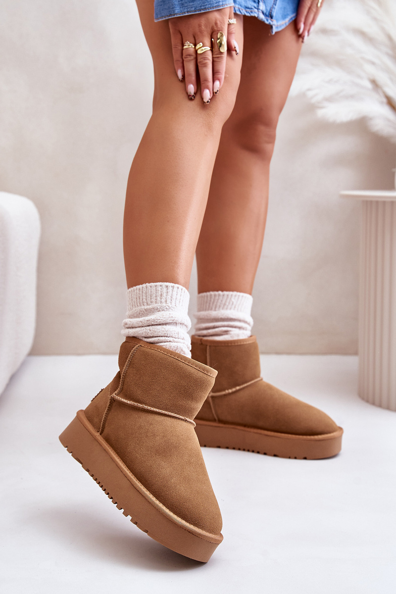 Leather suede snow boots on a platform above the ankles Camel Rianaella