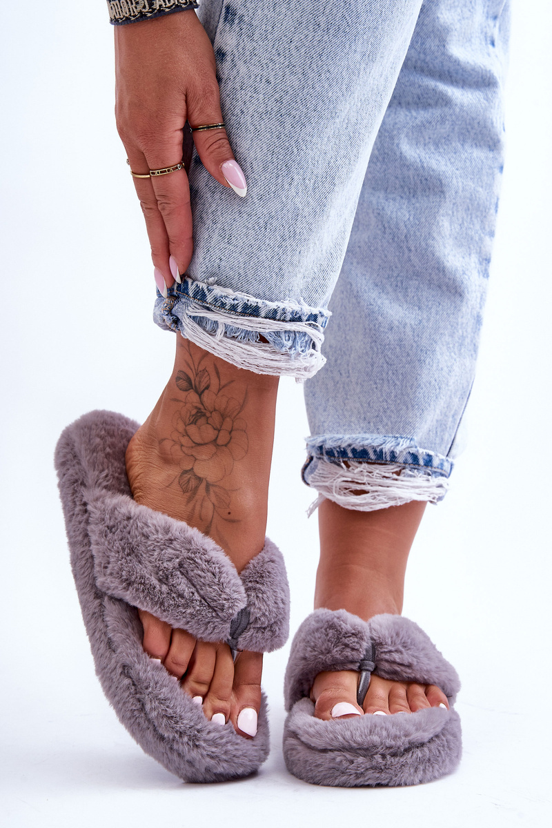Women&#039;s leather slippers Papcie gray Elma