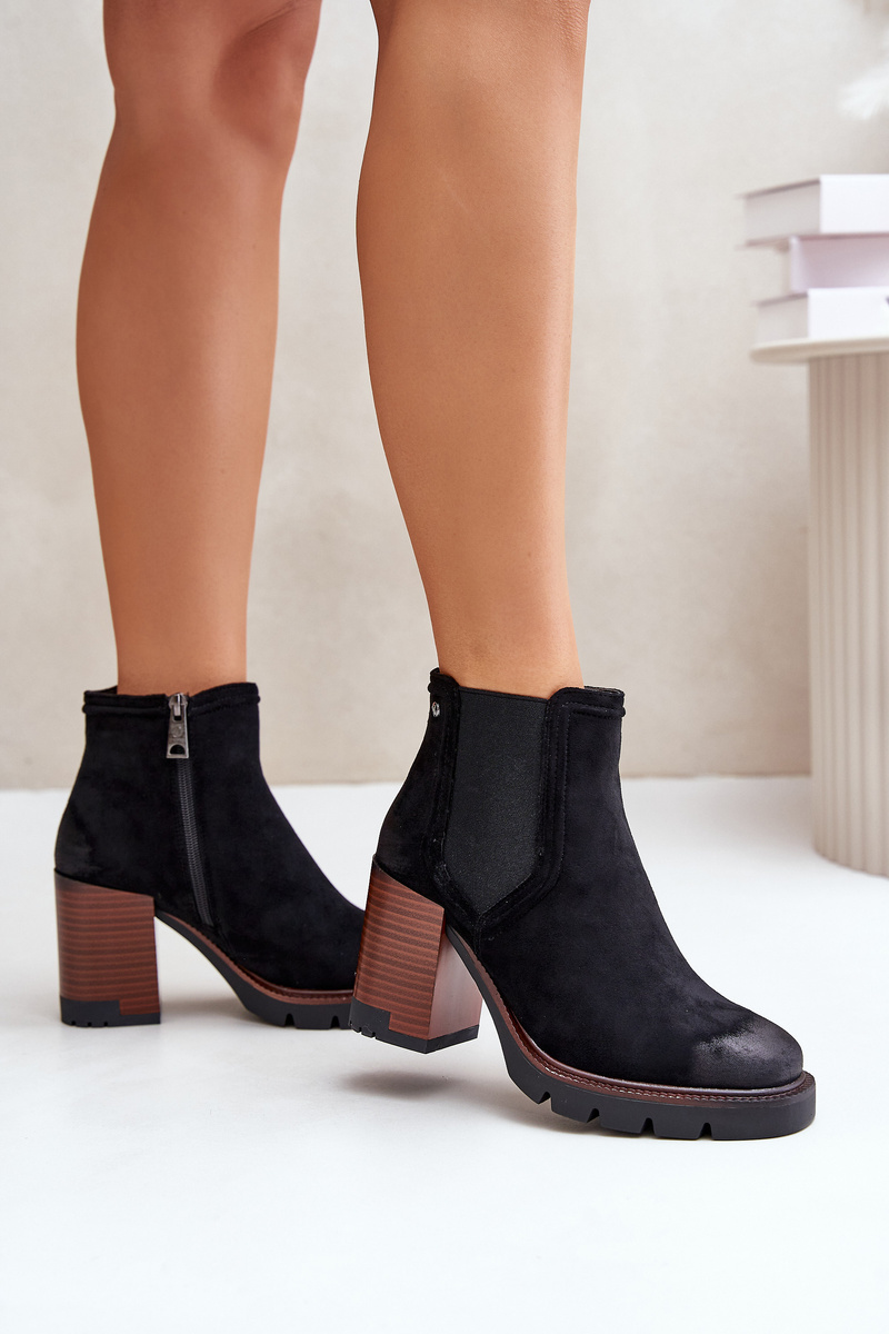 Insulated women's ankle boots with heels made of eco suede Vinceza black