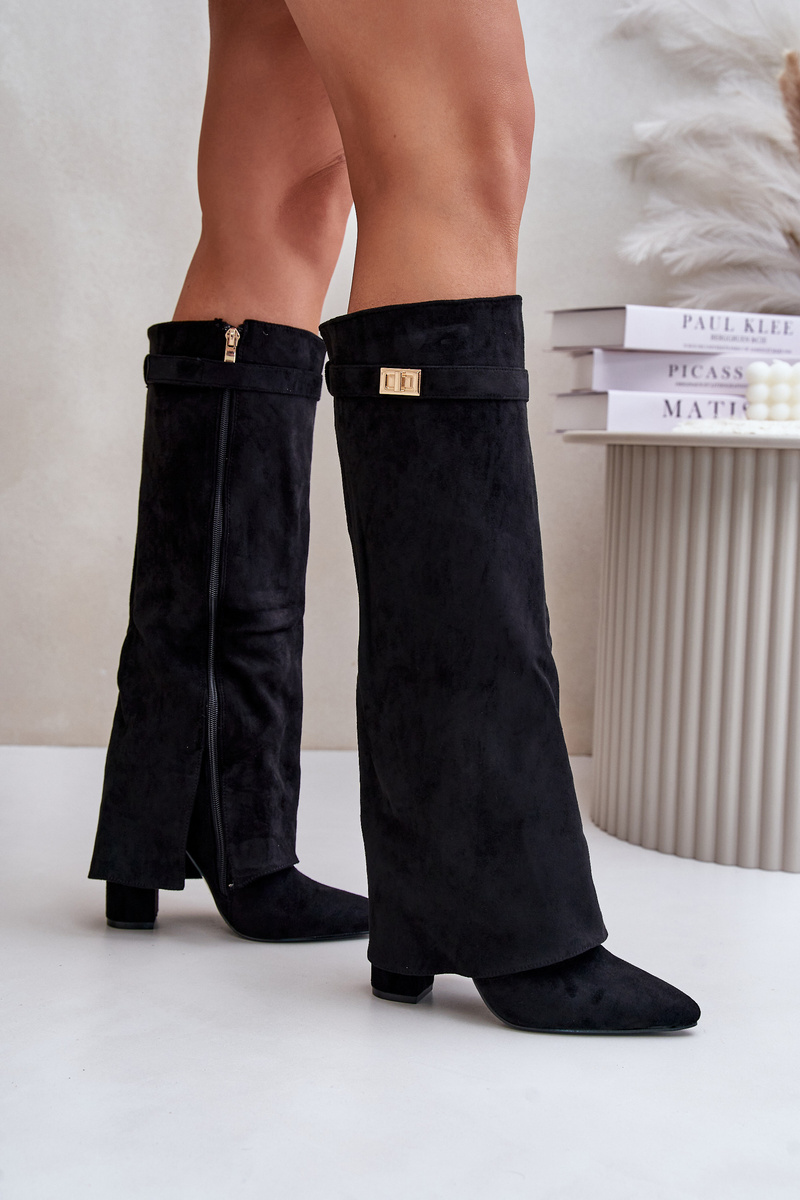 Heeled boots with a bent upper insulated black urelli