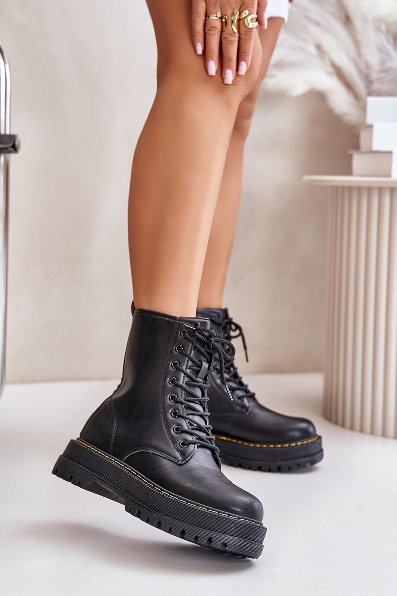 Insulated ankle boots Workery made of eco leather with a zipper black Naléli