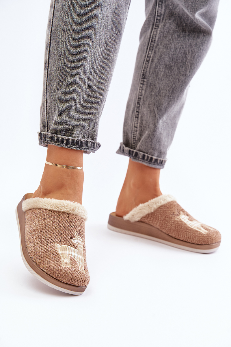 Women&#039;s Slippers With Reindeer And Fur Inblu CT000034 Beige
