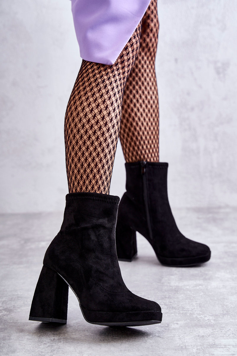 Ghete de damă din piele întoarsă cu toc