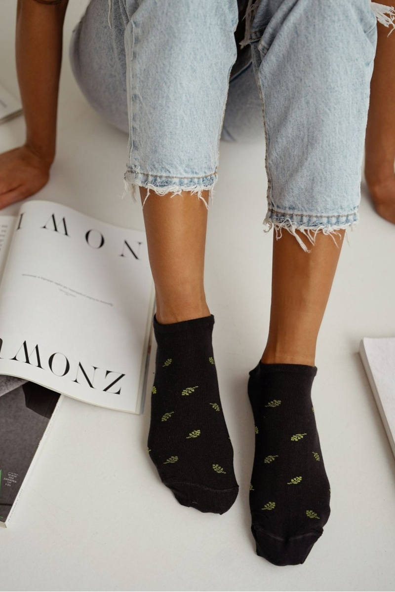 Дамски чорапи до глезена Milena Leaves черни