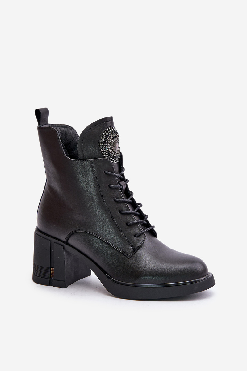 Insulated ankle boots on a chunky heel natural leather black vinceza