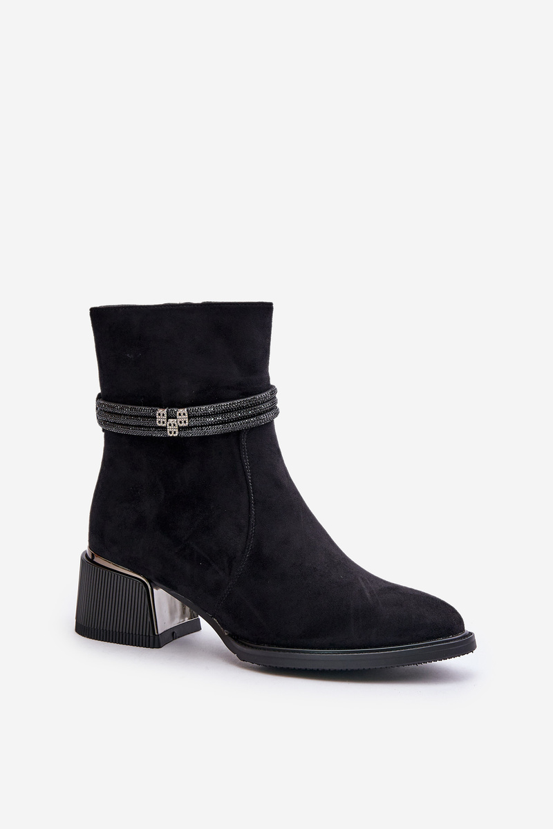 Insulated women&#039;s ankle boots on a low heel with decorative straps D&amp;A black