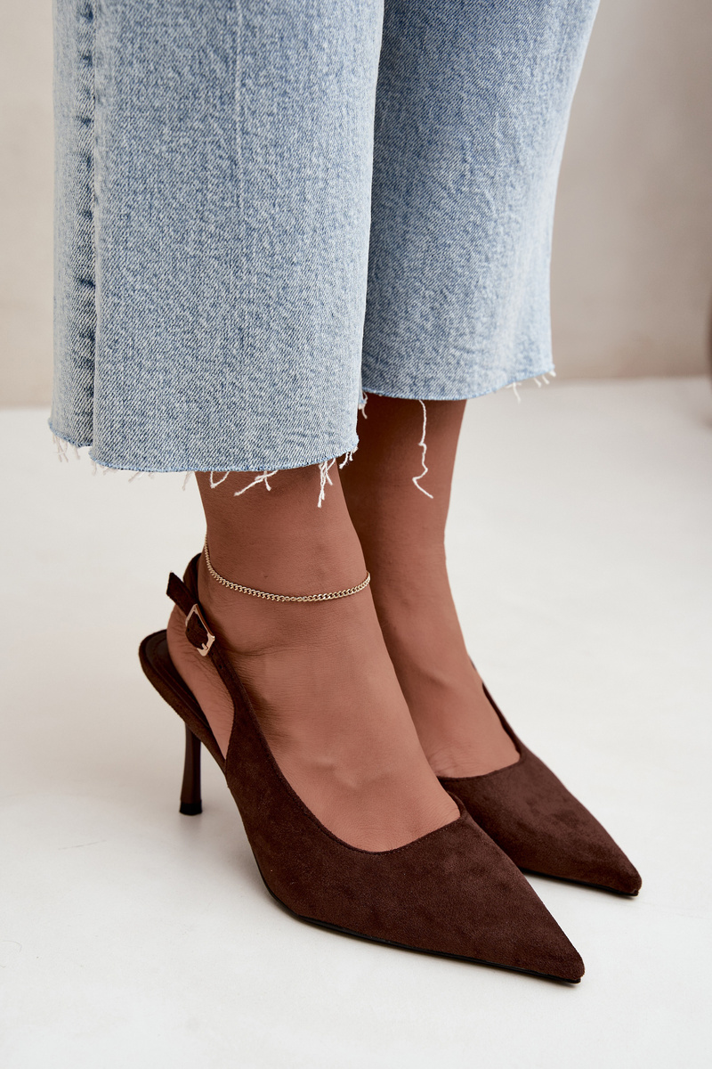 Dámske semišové sandále na podpätku Chocolate Cassy