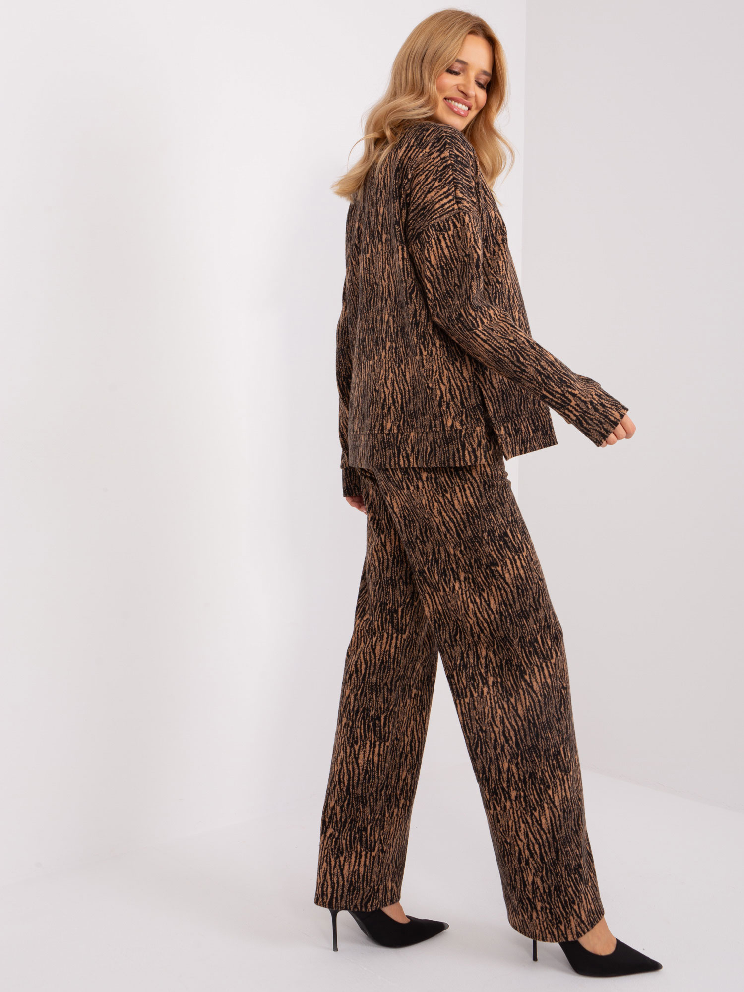 Set-LK-KMPL-509464-2.21-camel