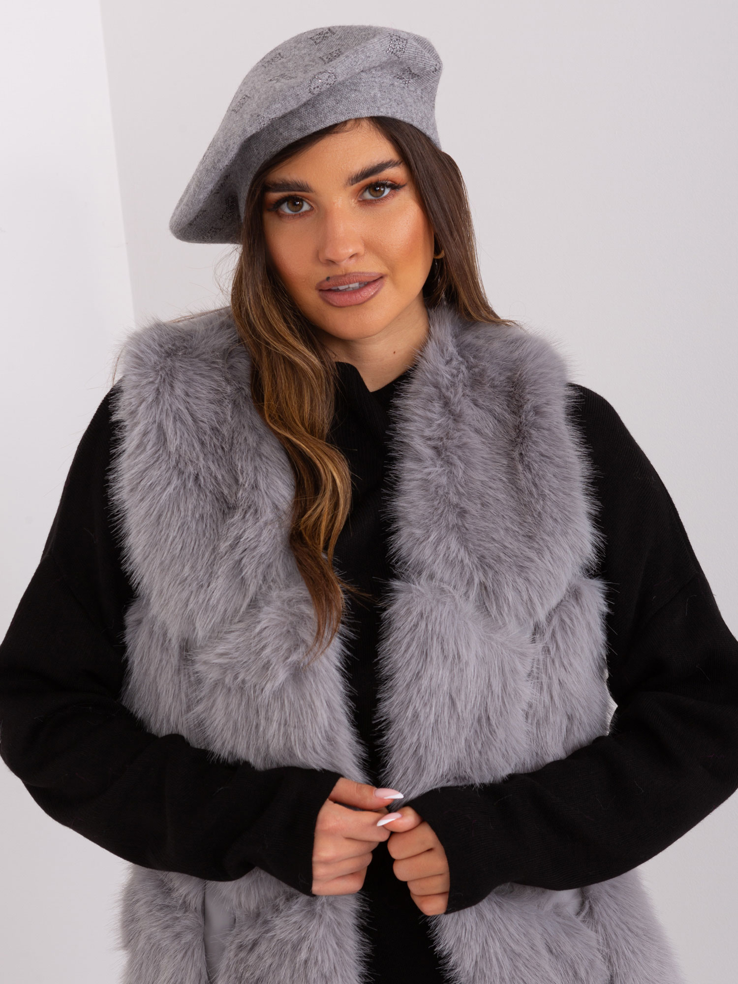 Cap-AT-CZ-2318.27-grey