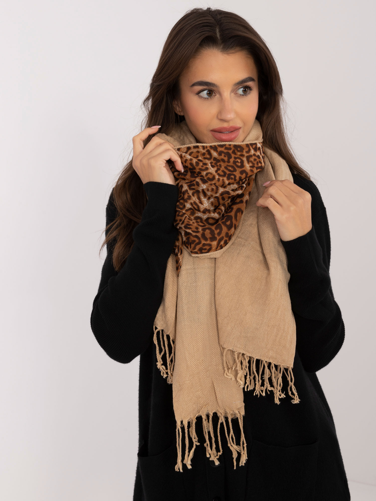 Scarf-AT-SZ-ENEC-A97.88-light camel