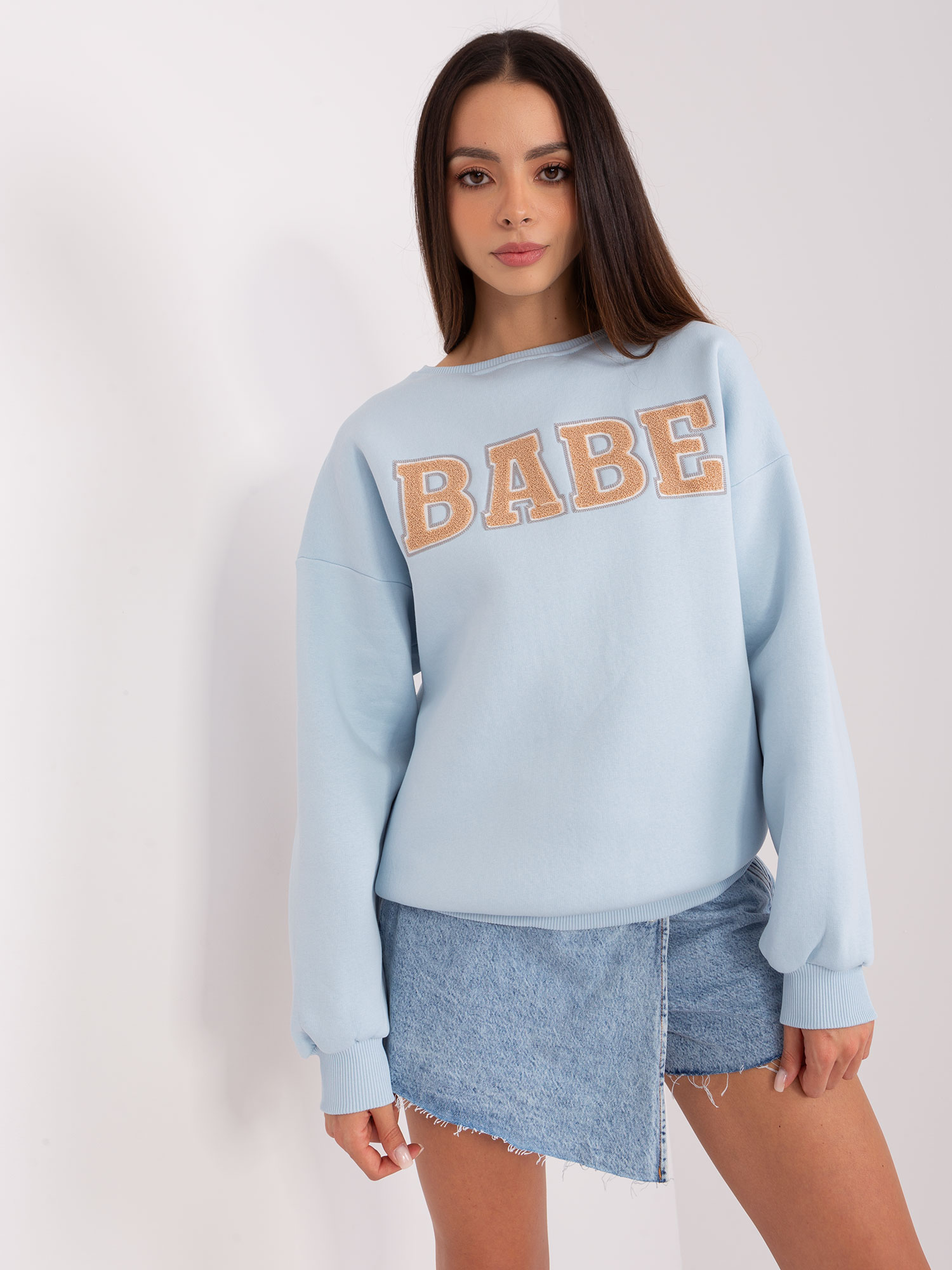 Sweatshirt-EM-BL-617-11.32-light blue