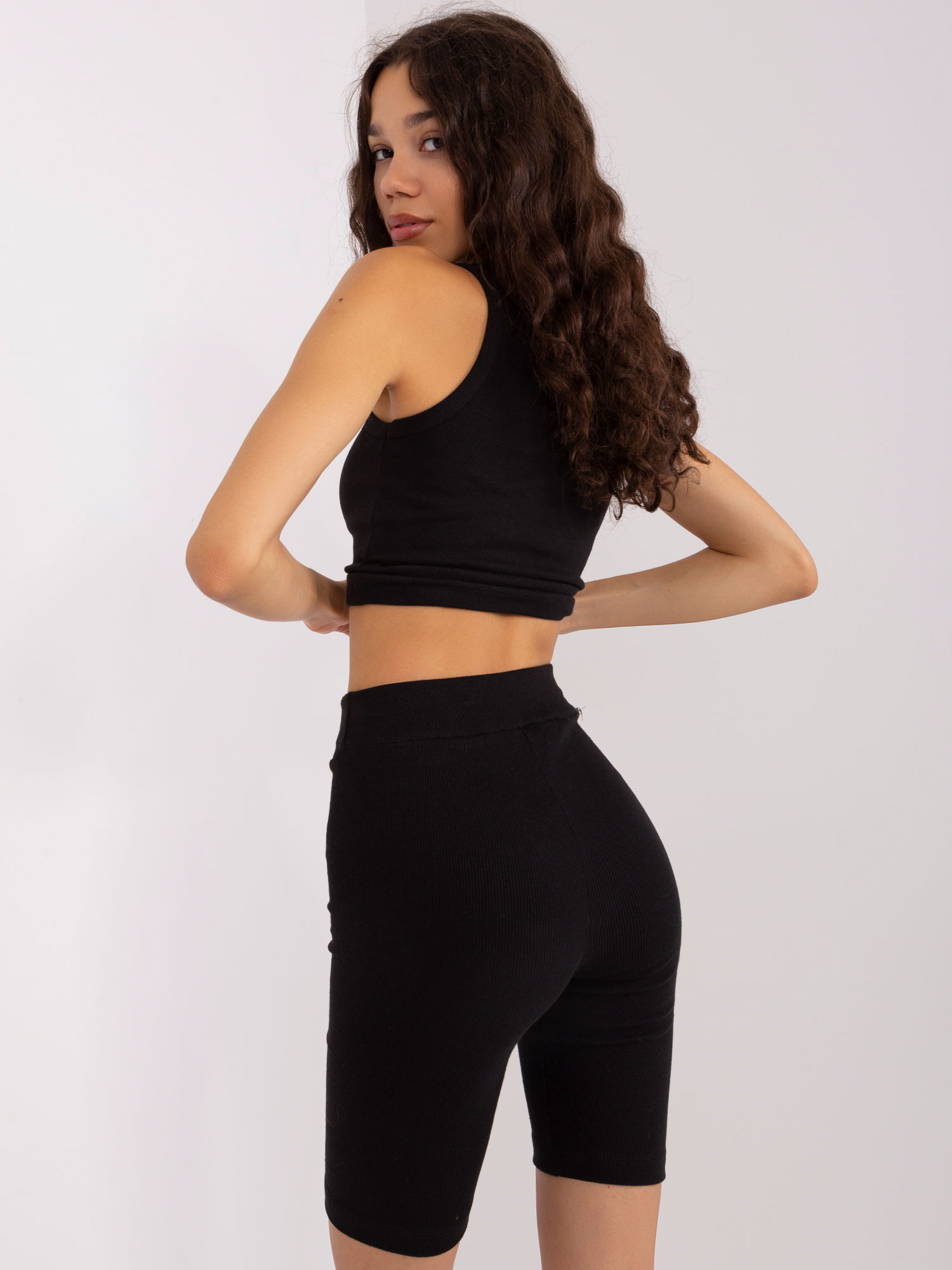 Set-EM-KMPL-828.14-black-white