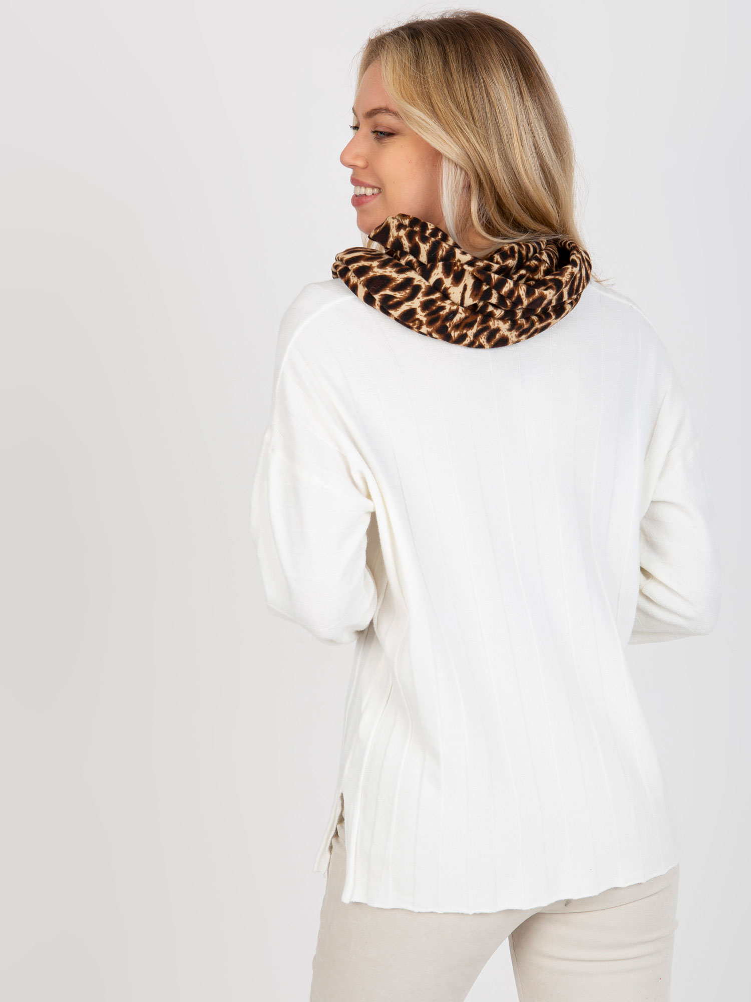 Snood-AT-KM-FC-2.02-dark beige