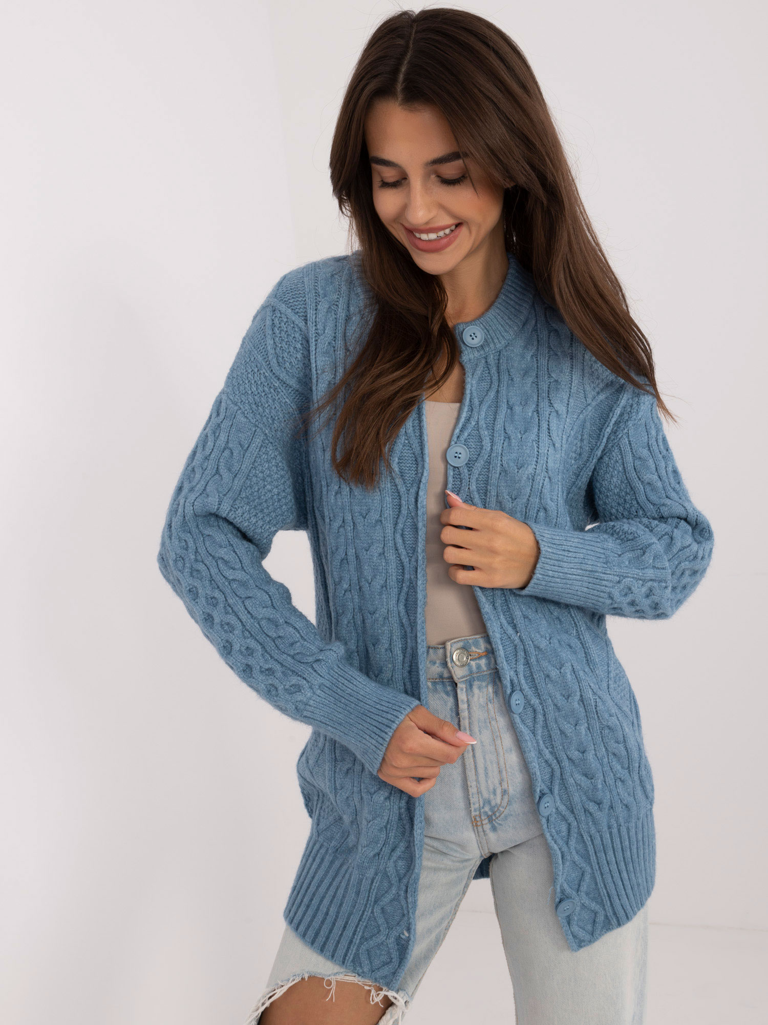 Blue loose cardigan with long sleeves