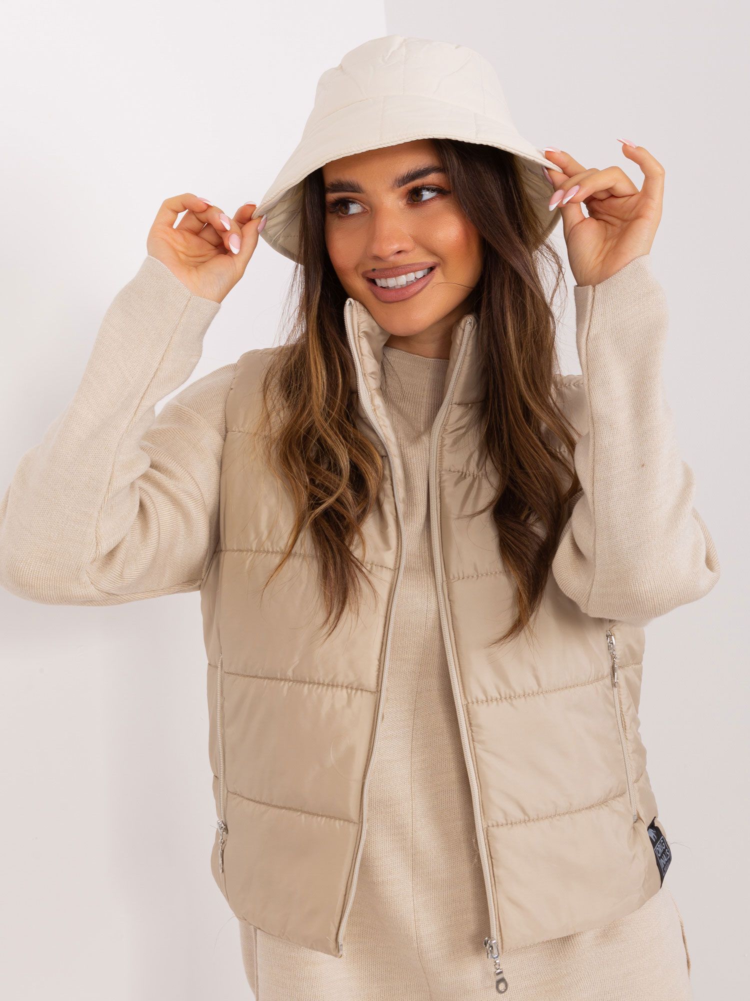 Cap-NM-CZ-4011.30-light beige