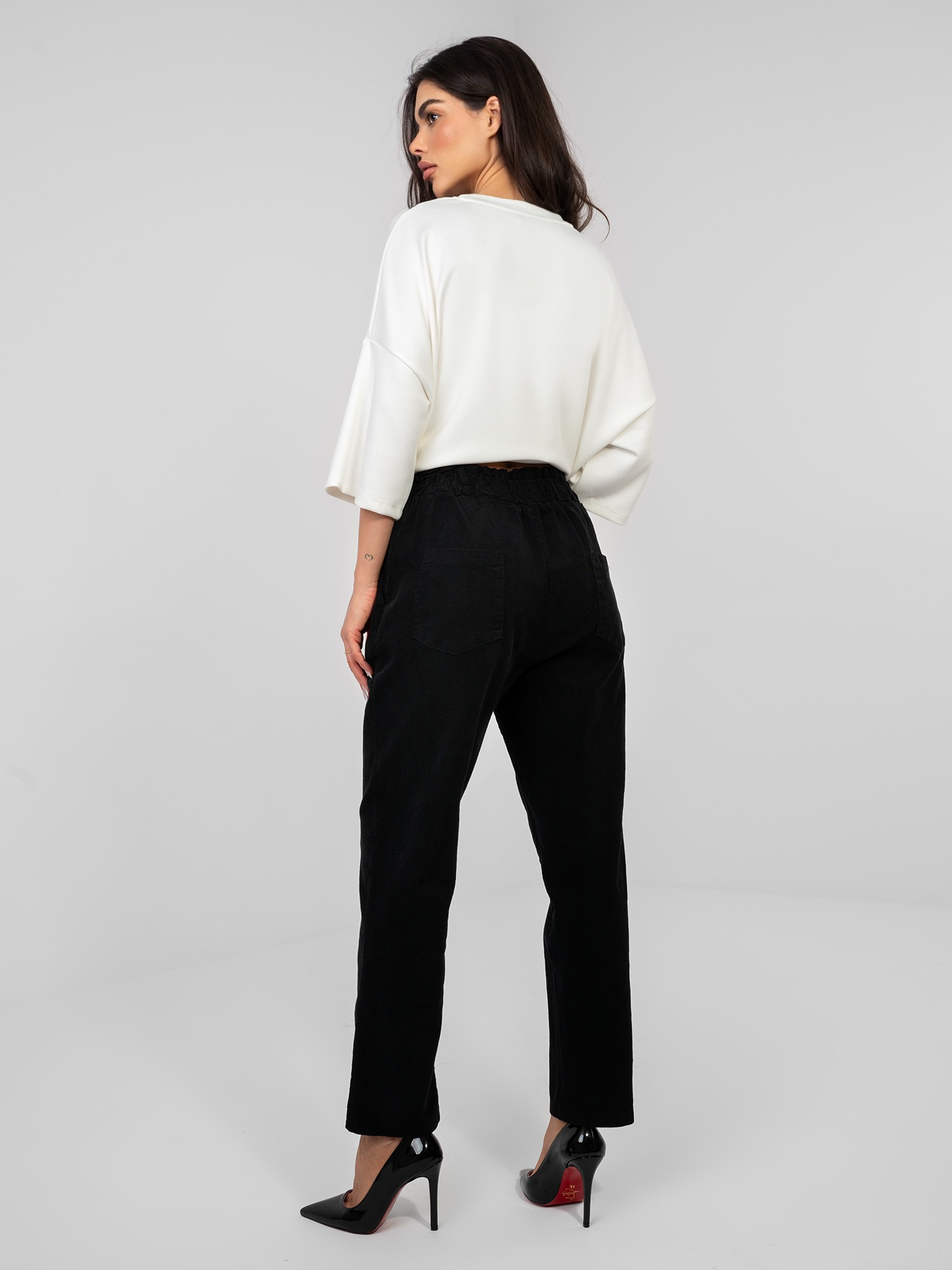 Italy Moda: pentru femei pantaloni cu atenție la detalii