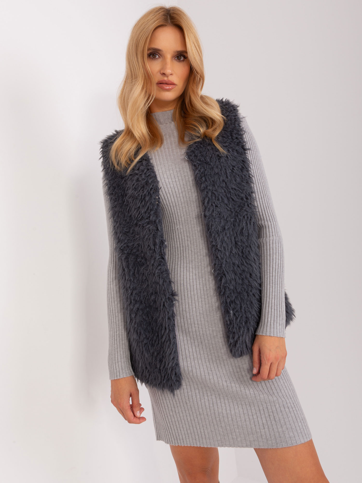 Vest-TW-KZ-1402.10P-graphite
