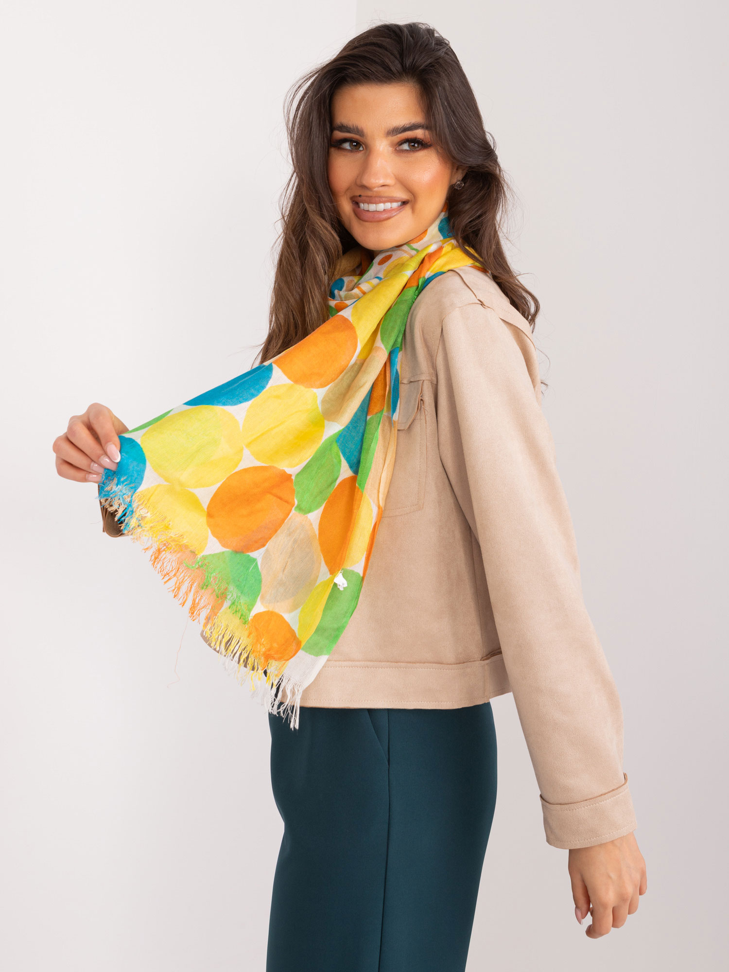 Banna-AT-CH-F84005.27-white