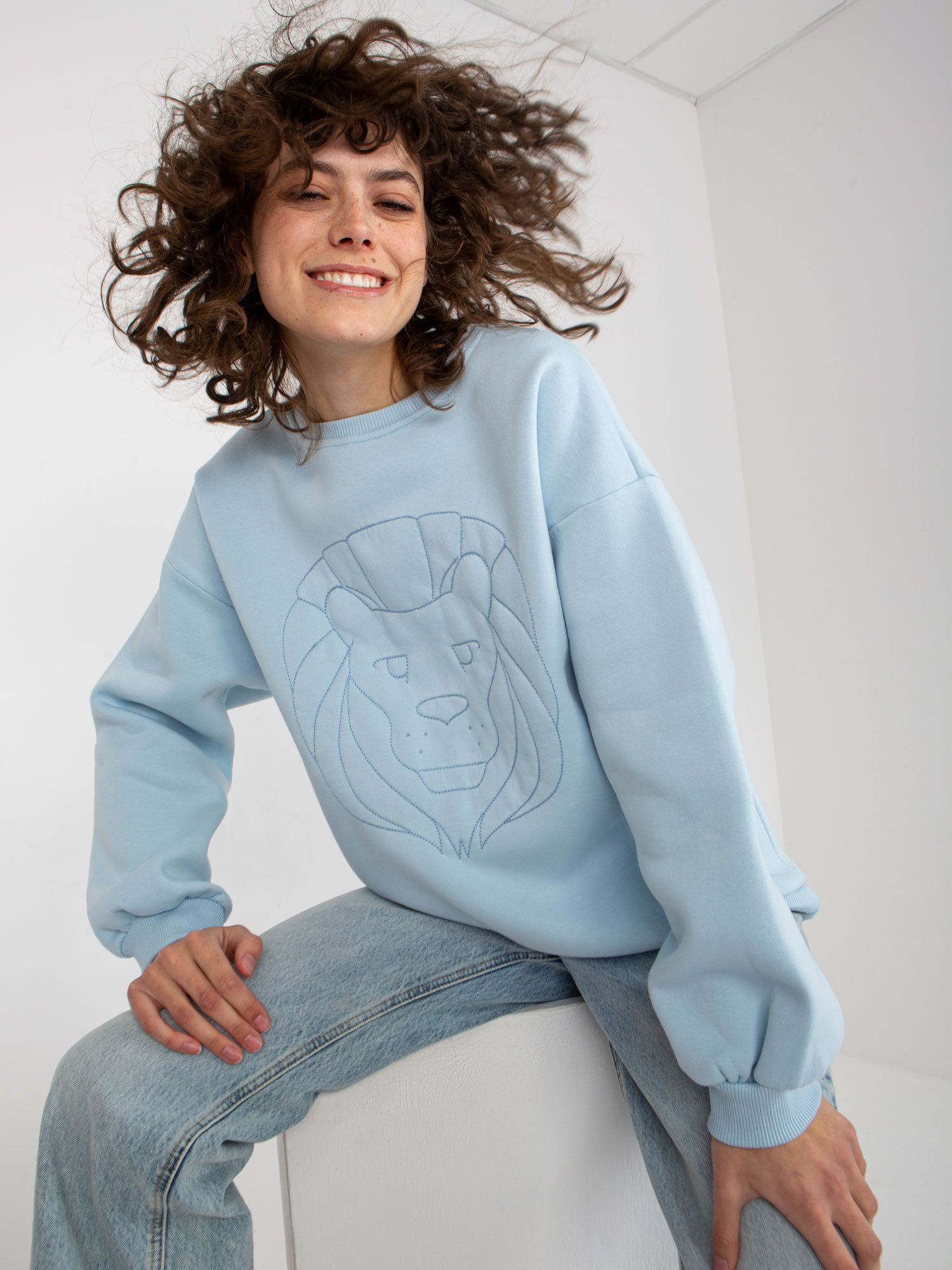 Sweatshirt-EM-BL-617-4.41P-light blue