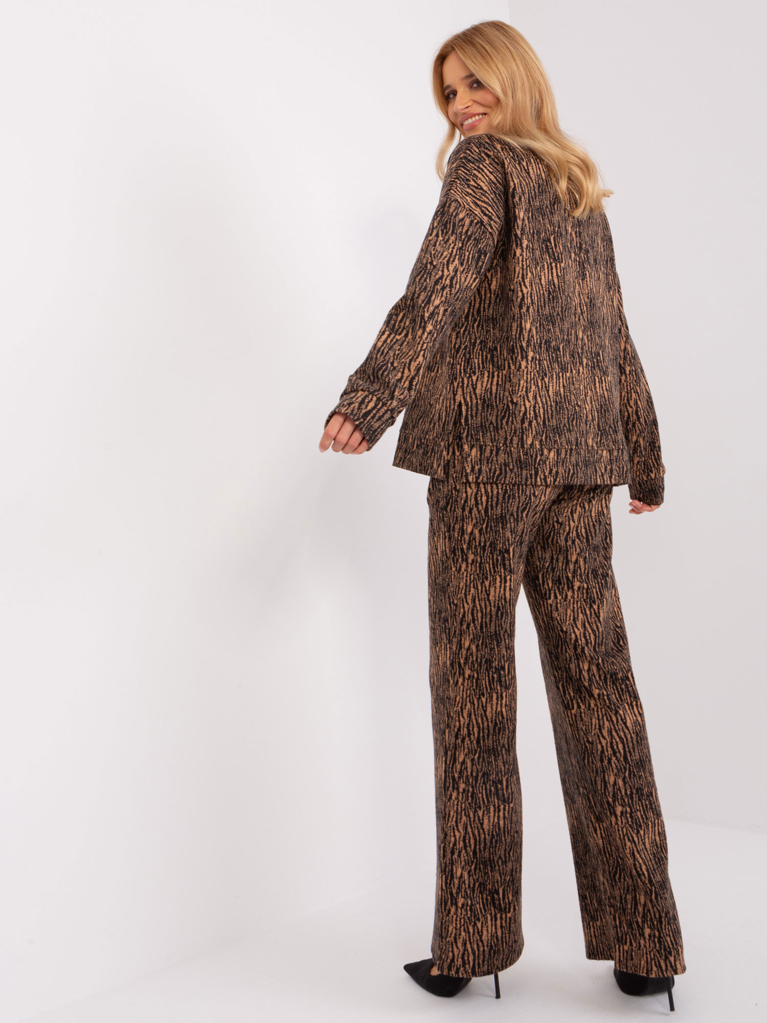Set-LK-KMPL-509464-2.21-camel