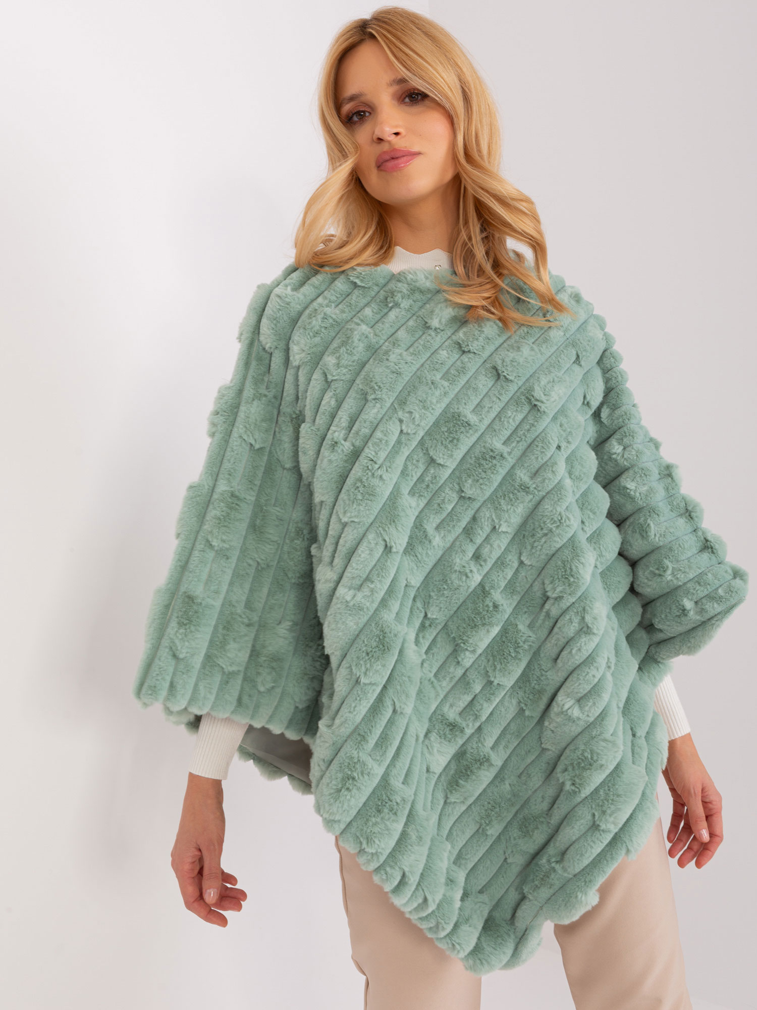 Poncho-AT-PN-2347.68-pistachio