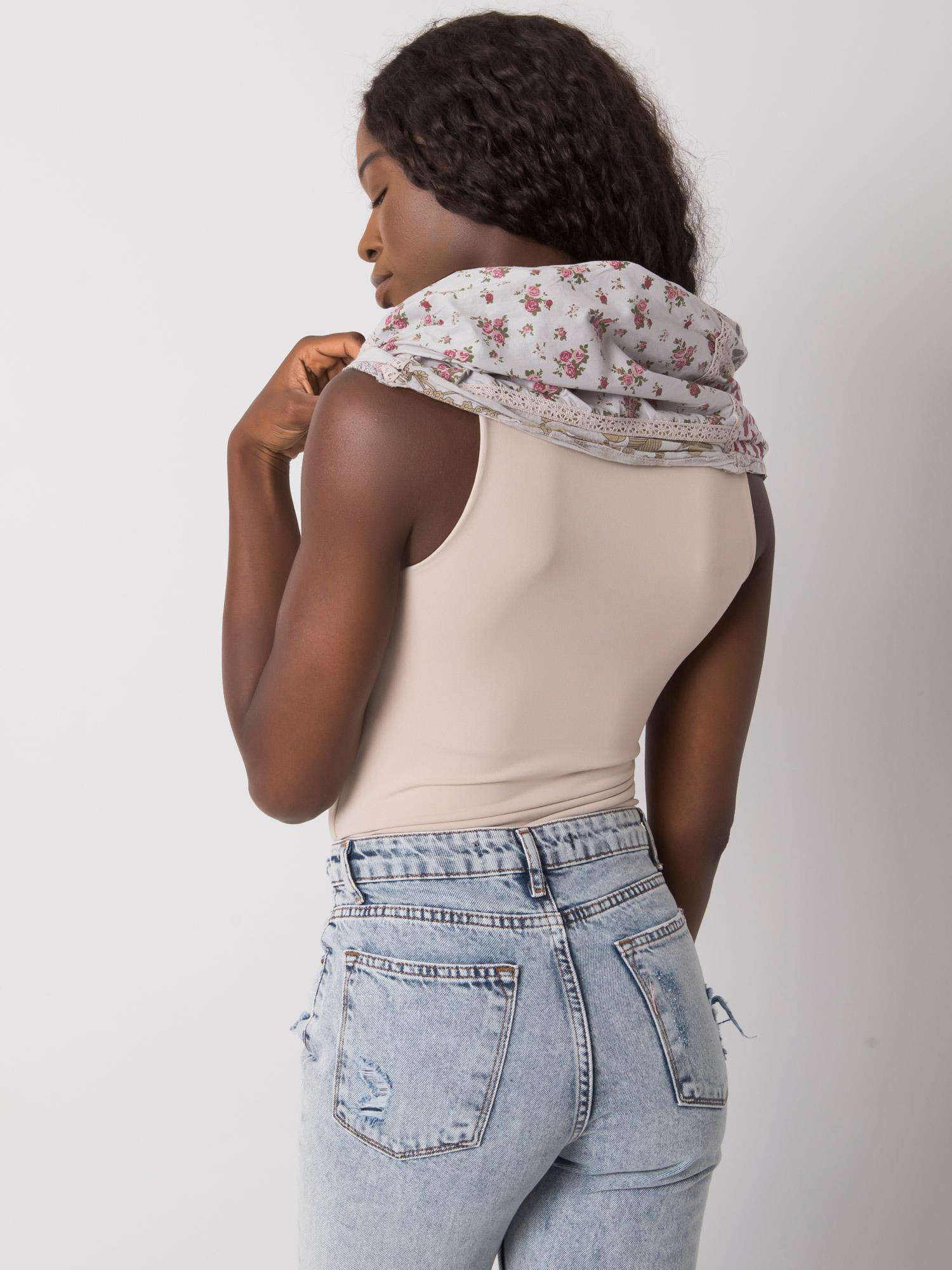 Banna-AT-CH-0772-light grey