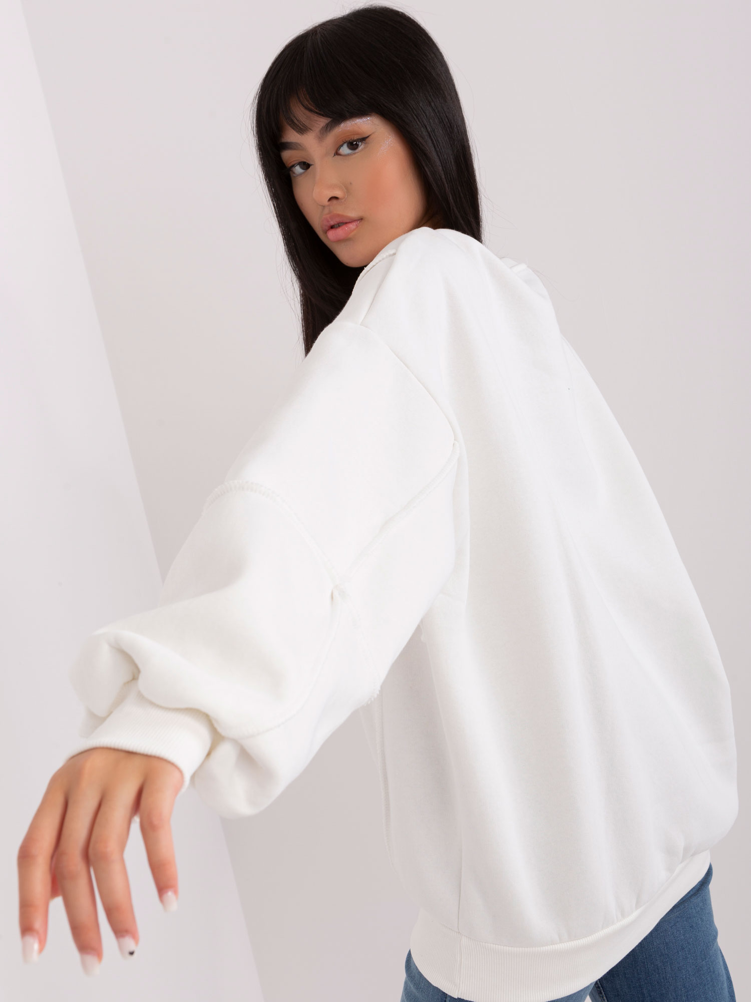Sweatshirt-EM-BL-763.00P-ecru